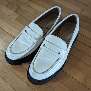 A new day Classic White Chunky Loafers | Size 9